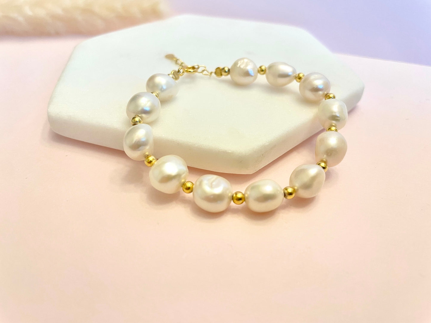 Large Pearl Bracelets