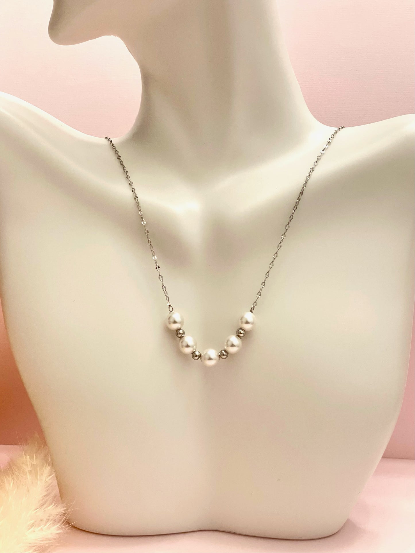 Pearl Beads Necklace