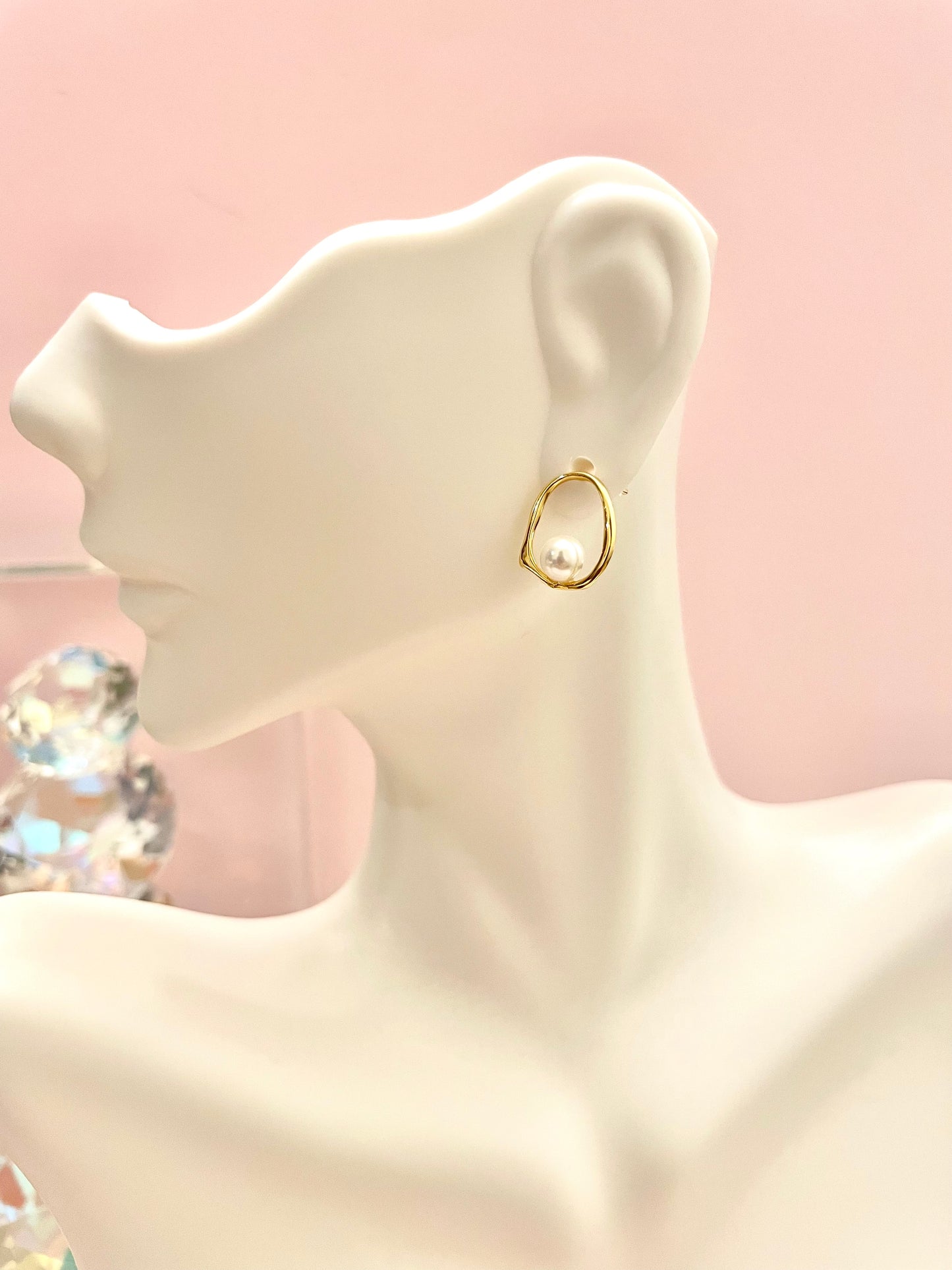 pearl earrings