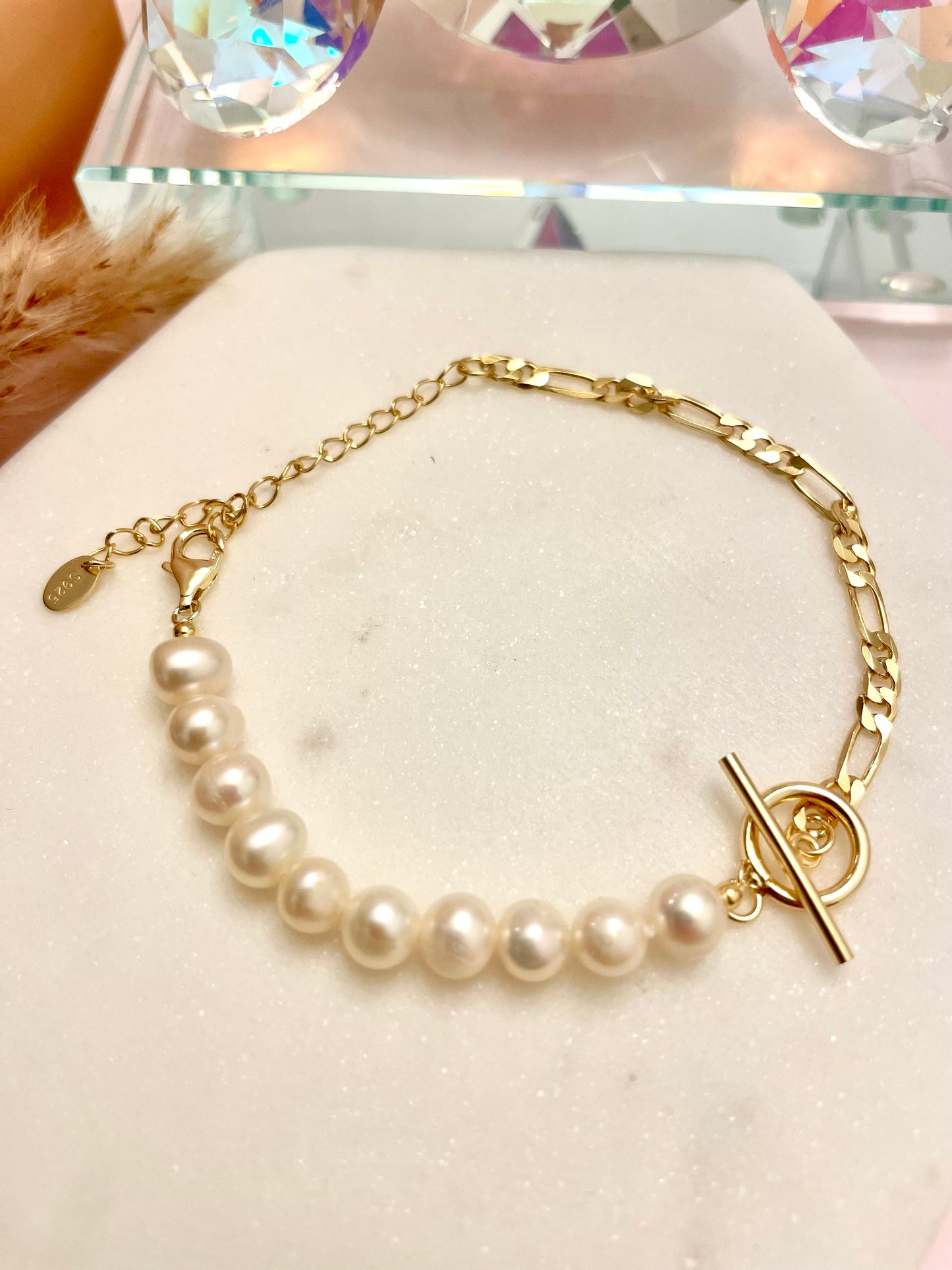 Pearl Toggle Bar Bracelet