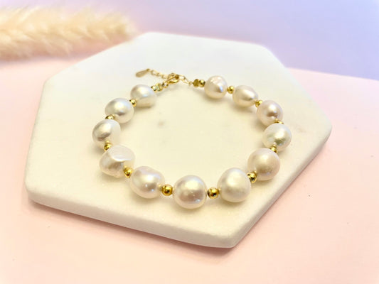 Large Pearl Bracelets