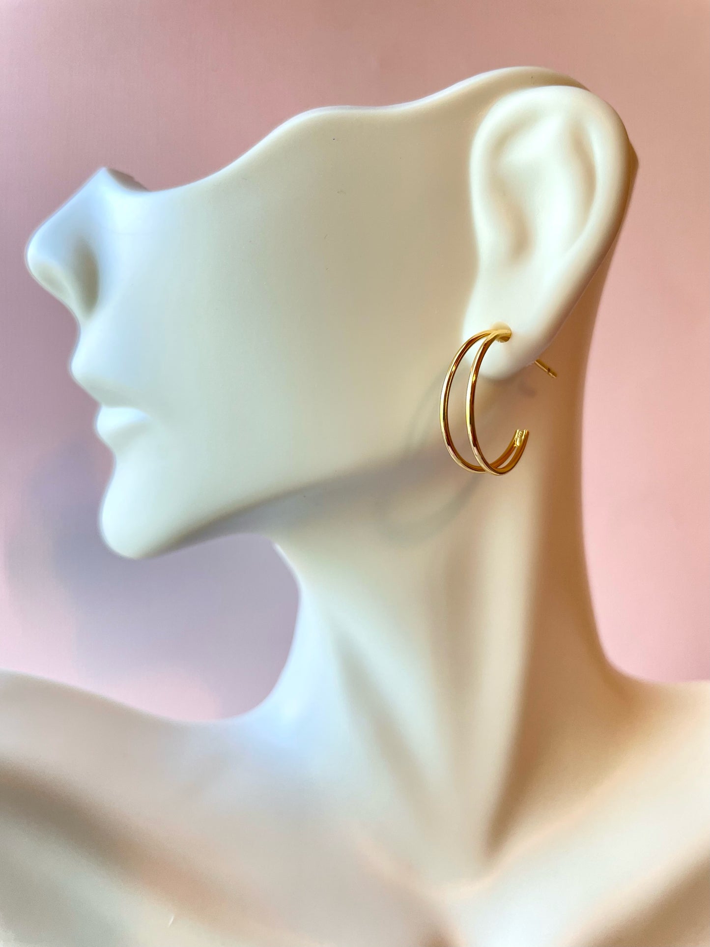 gold earrings